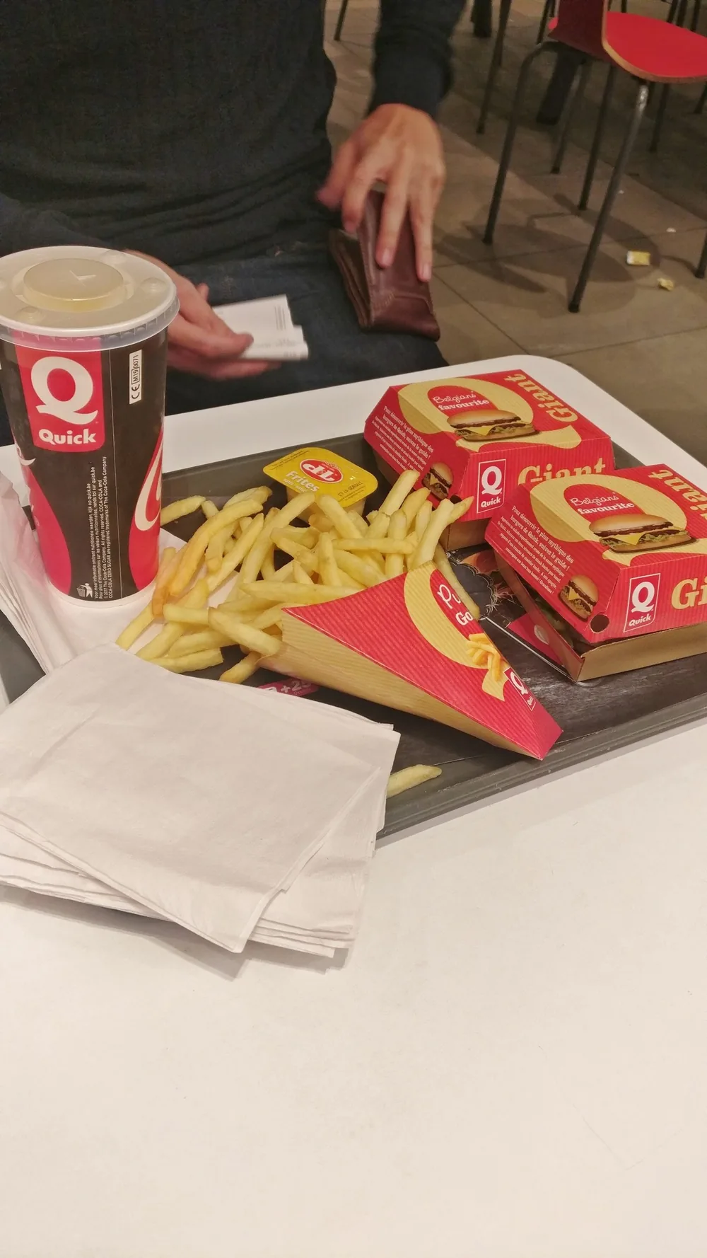 Quick restaurant for dinner