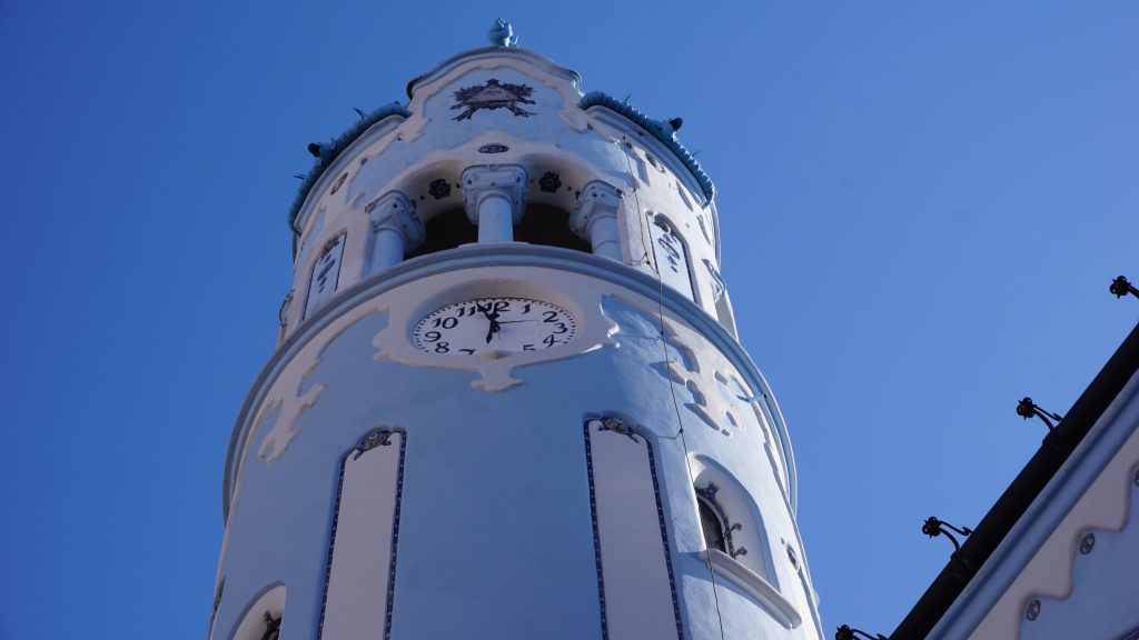 Roteiro de 1 dia em Bratislava Eslováquia Igreja Azul