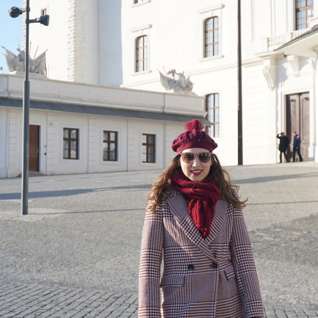 Bratislava Slovak itinerary guide 1-day script castle girl