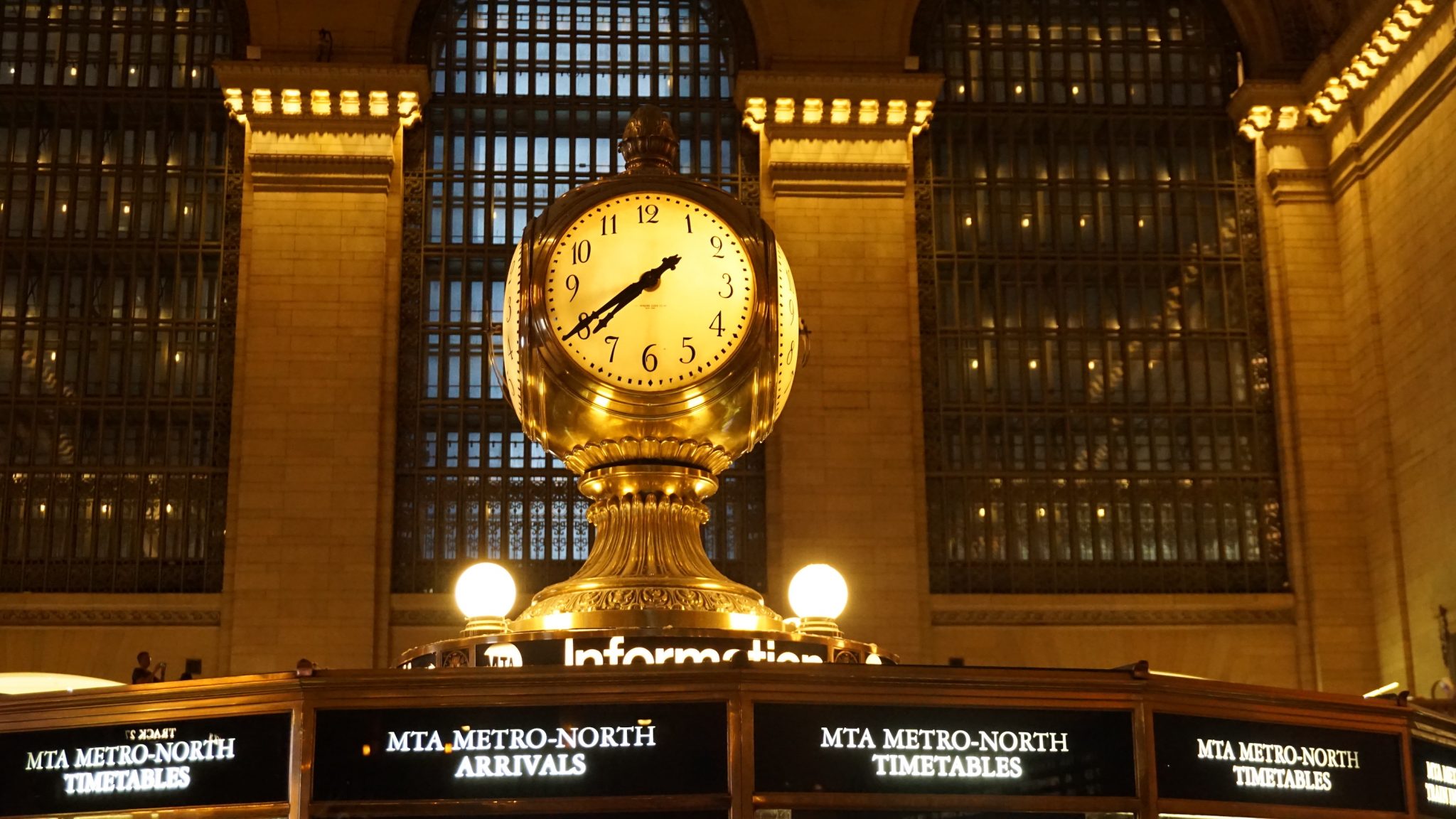 Grand Central Terminal Station New York Itinerary Travel Guide Main Hall Clock