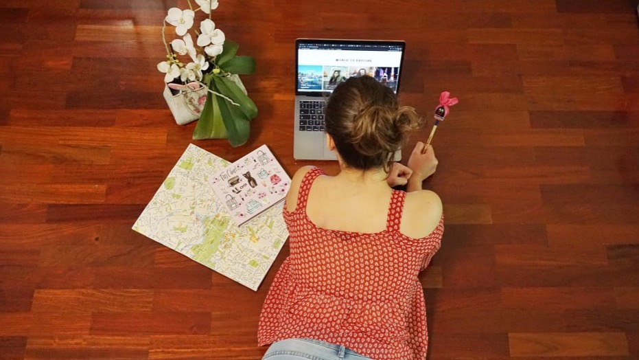 World to Explore Travel Blog Itinerary Scripts She dreams of travelling
